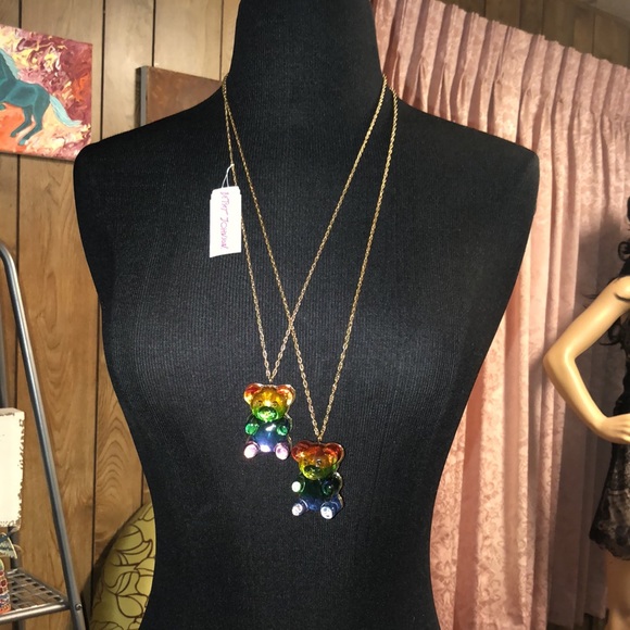 Sparkly Large Gummy Bear Slider Chain Long “Betsey Johnson” Necklace!!! 🐻 🐻 - Picture 17 of 17